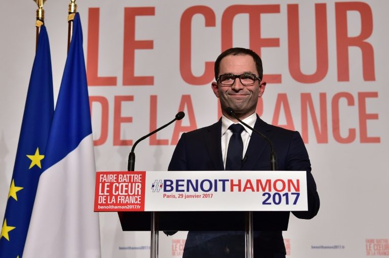 Hamon reste digne